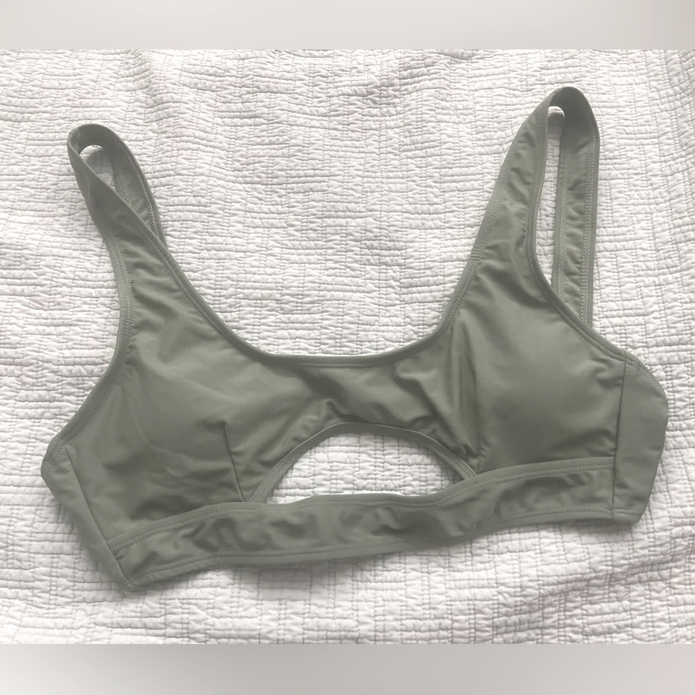 SHEIN Bikini Top